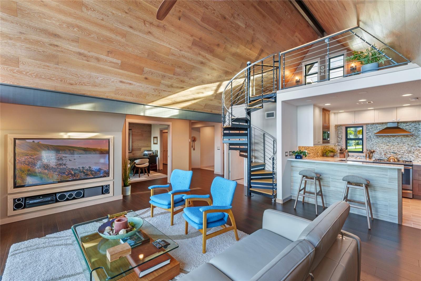 CYPRESS SHORES - Residential