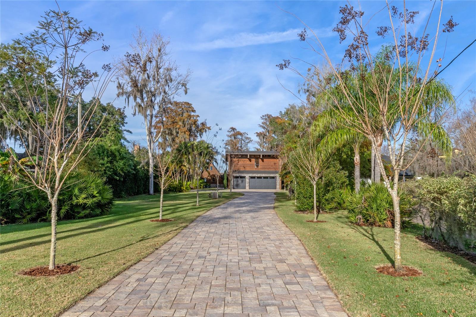 CYPRESS SHORES - Residential