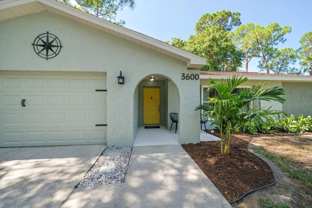 Photo of 3600 Fairway Forest Circle, Palm Harbor, FL 34685 (MLS # TB8469170)