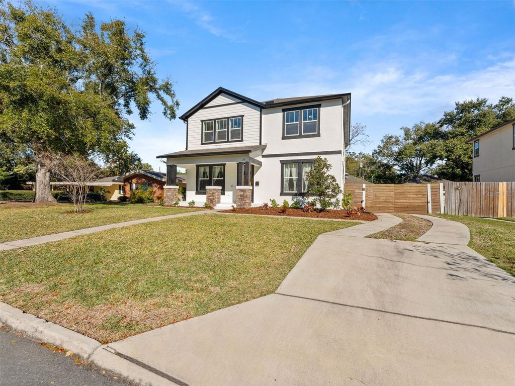 Photo of 135 24th Avenue S, St Petersburg, FL 33705 (MLS # TB8467088)