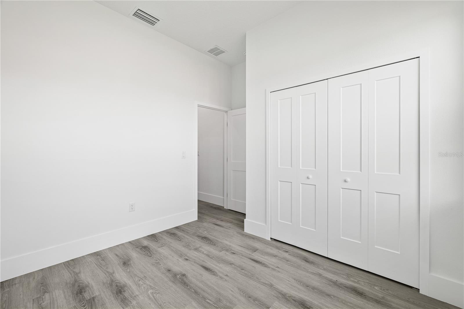 MARION OAKS UN SIX - Residential