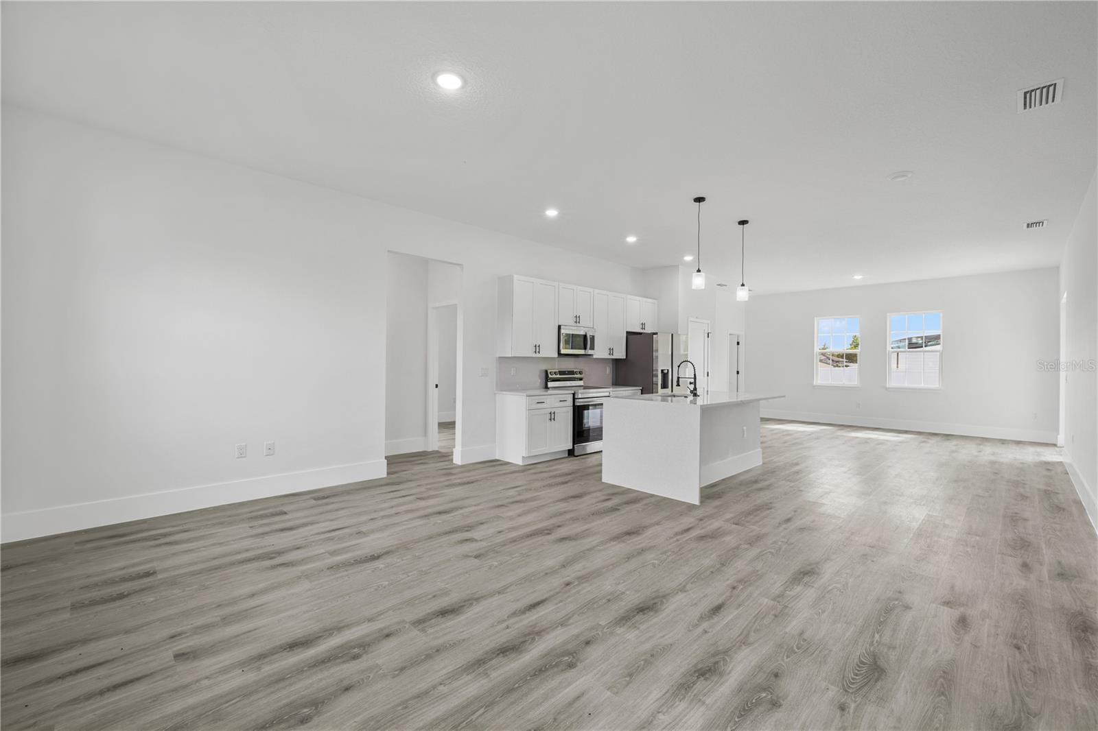 MARION OAKS UN SIX - Residential