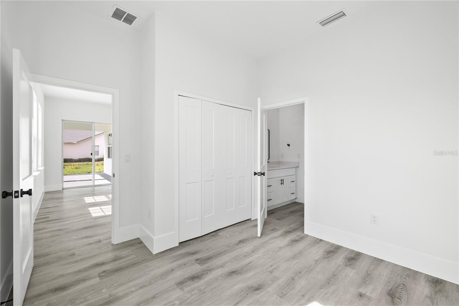 MARION OAKS UN SIX - Residential