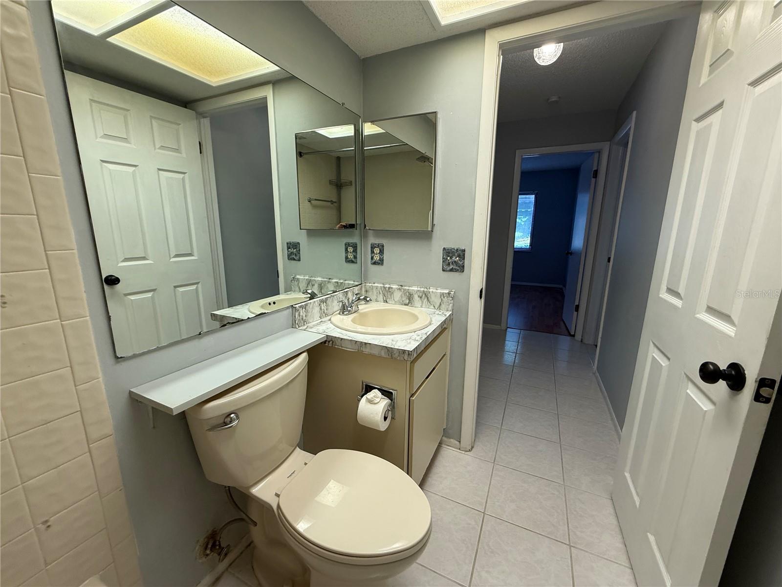 YORKTOWN AT BEACON PLACE - Residential