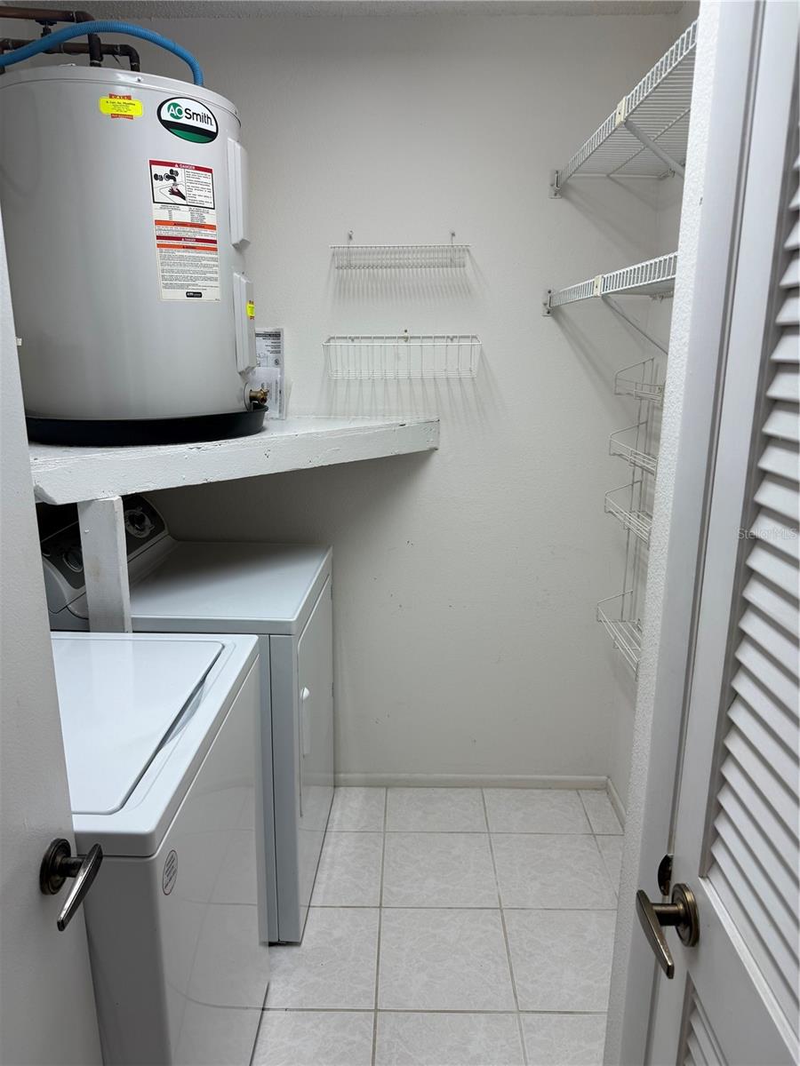 YORKTOWN AT BEACON PLACE - Residential