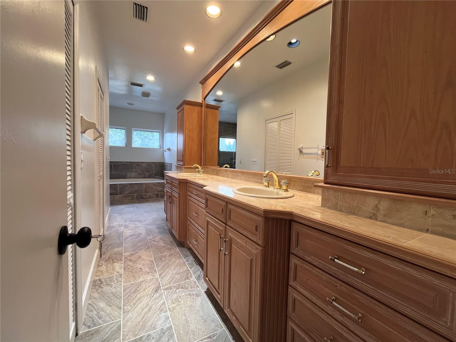 TEMPLE HEIGHTS - Residential Lease