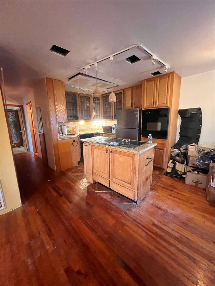 MAI KAI APTS - Residential