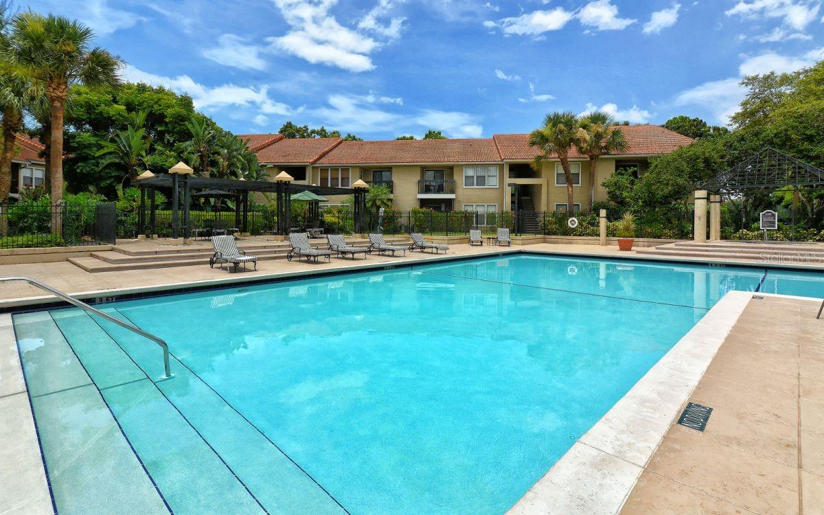 VINTAGE GRAND - Residential