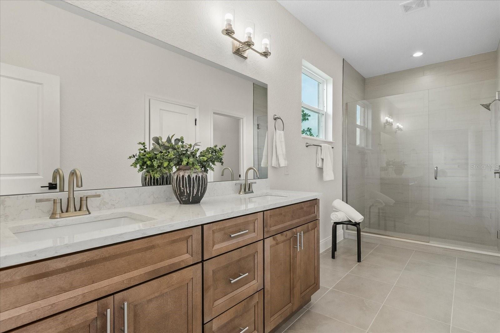 SUN N LAKE - Residential