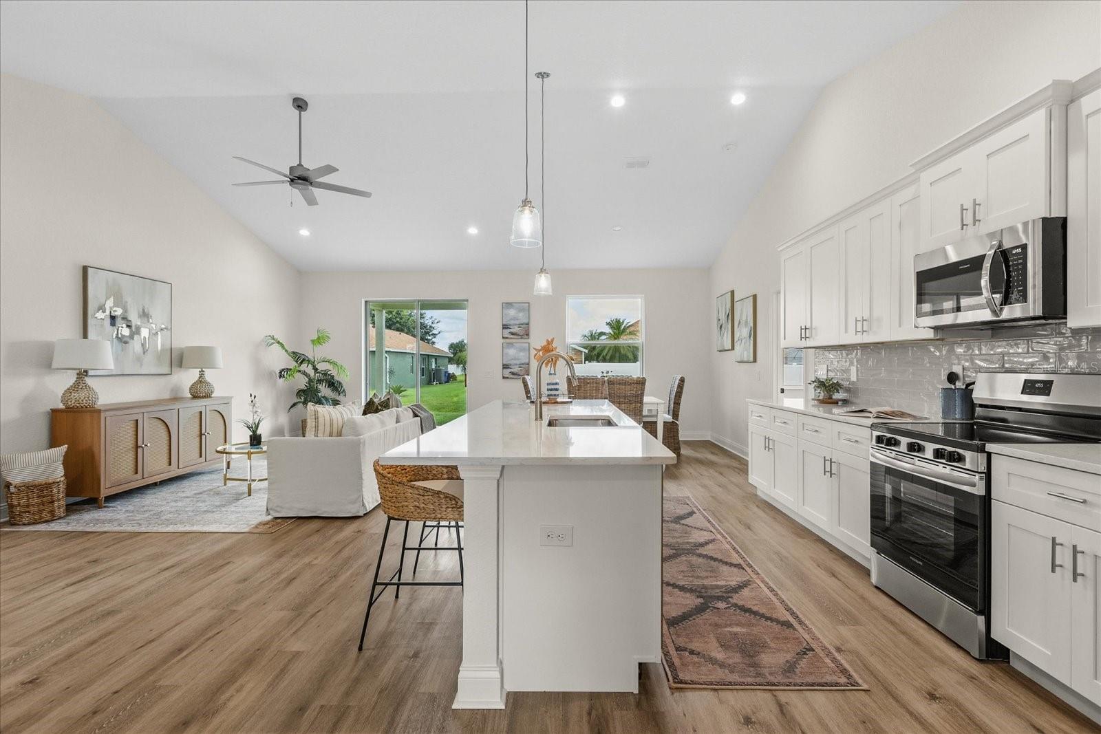 SUN N LAKE - Residential