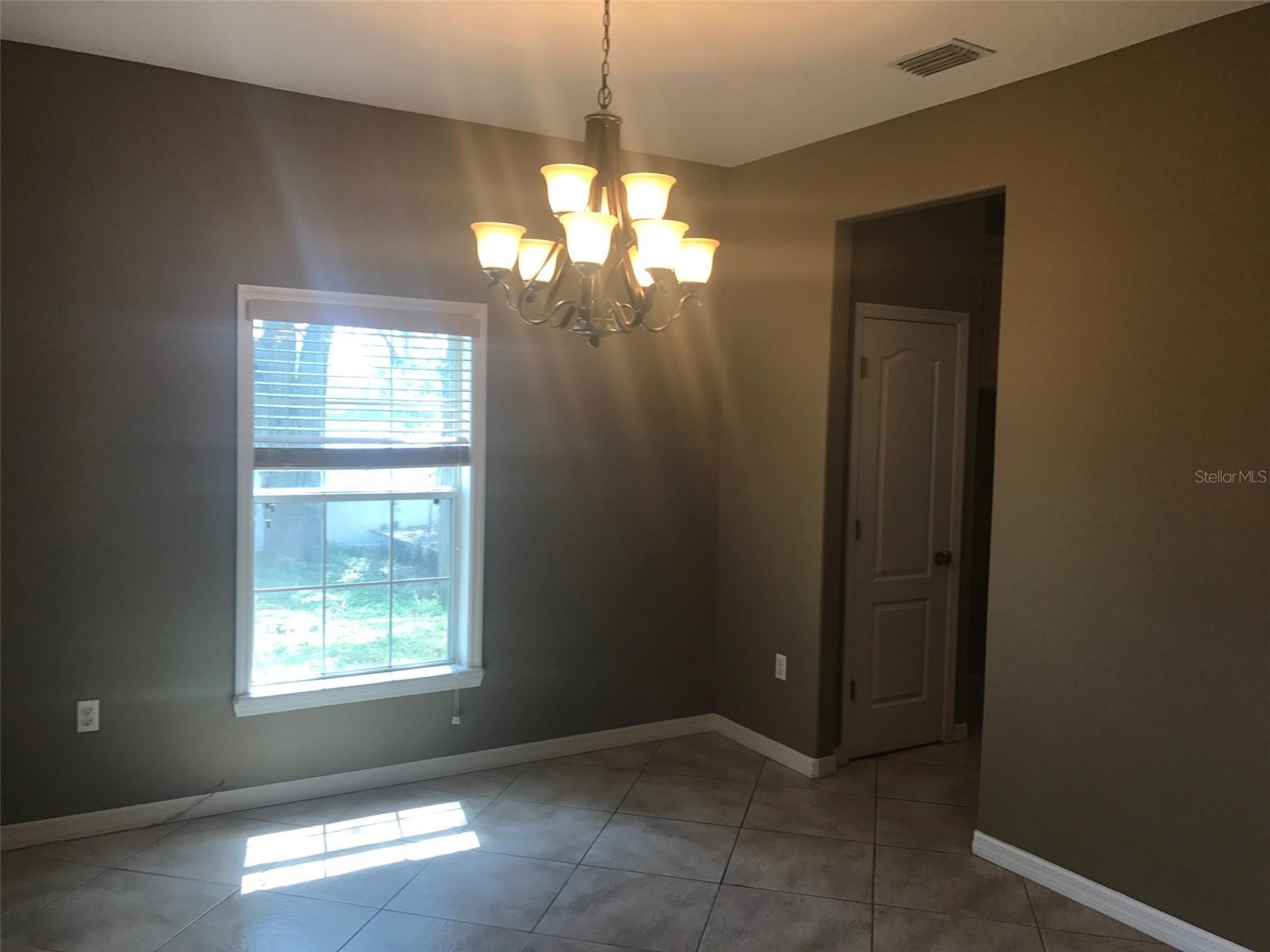 CHENEY HIGHLANDS THIRD ADD - Residential Lease