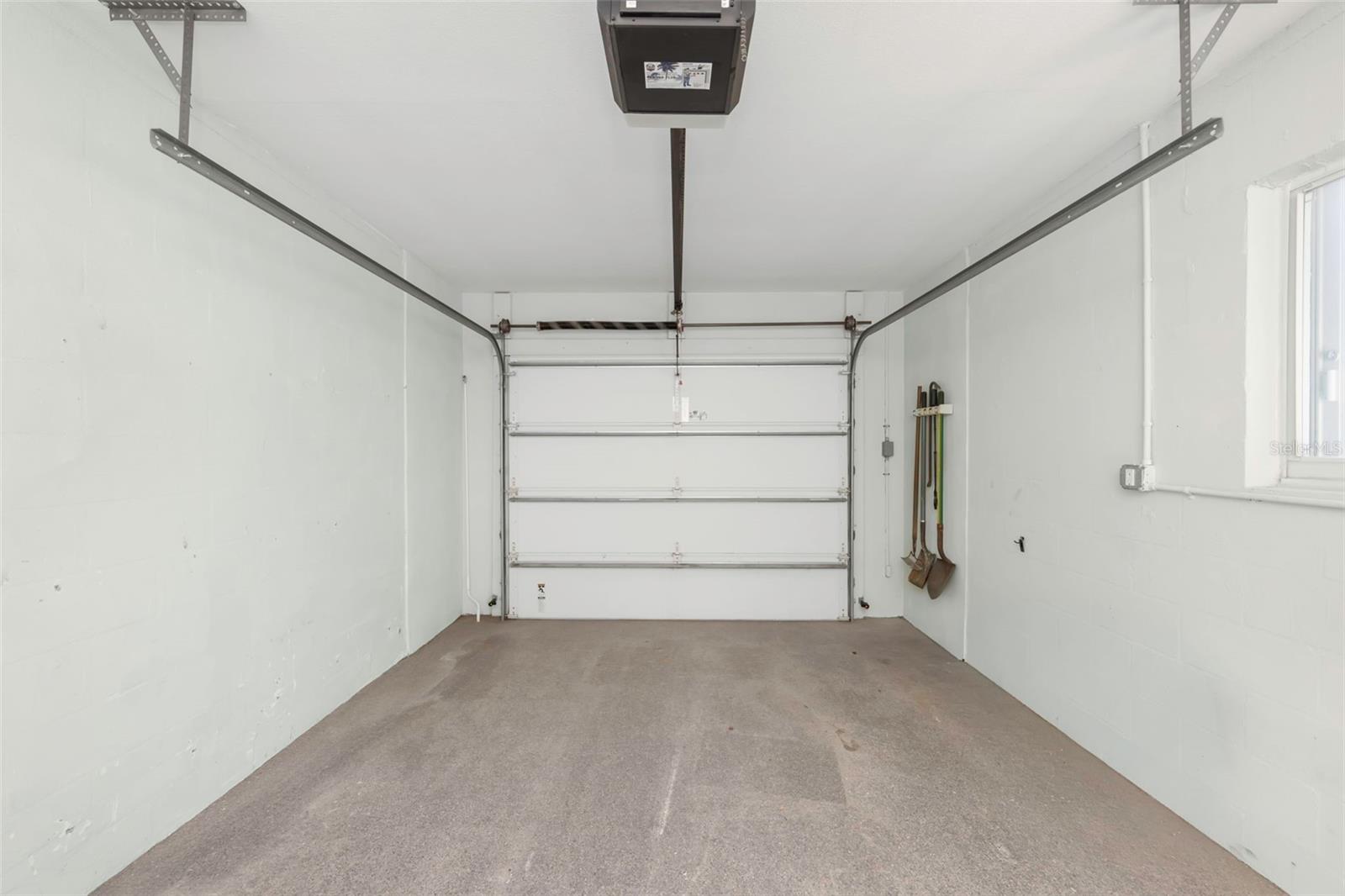 PASADENA SHORES - Residential