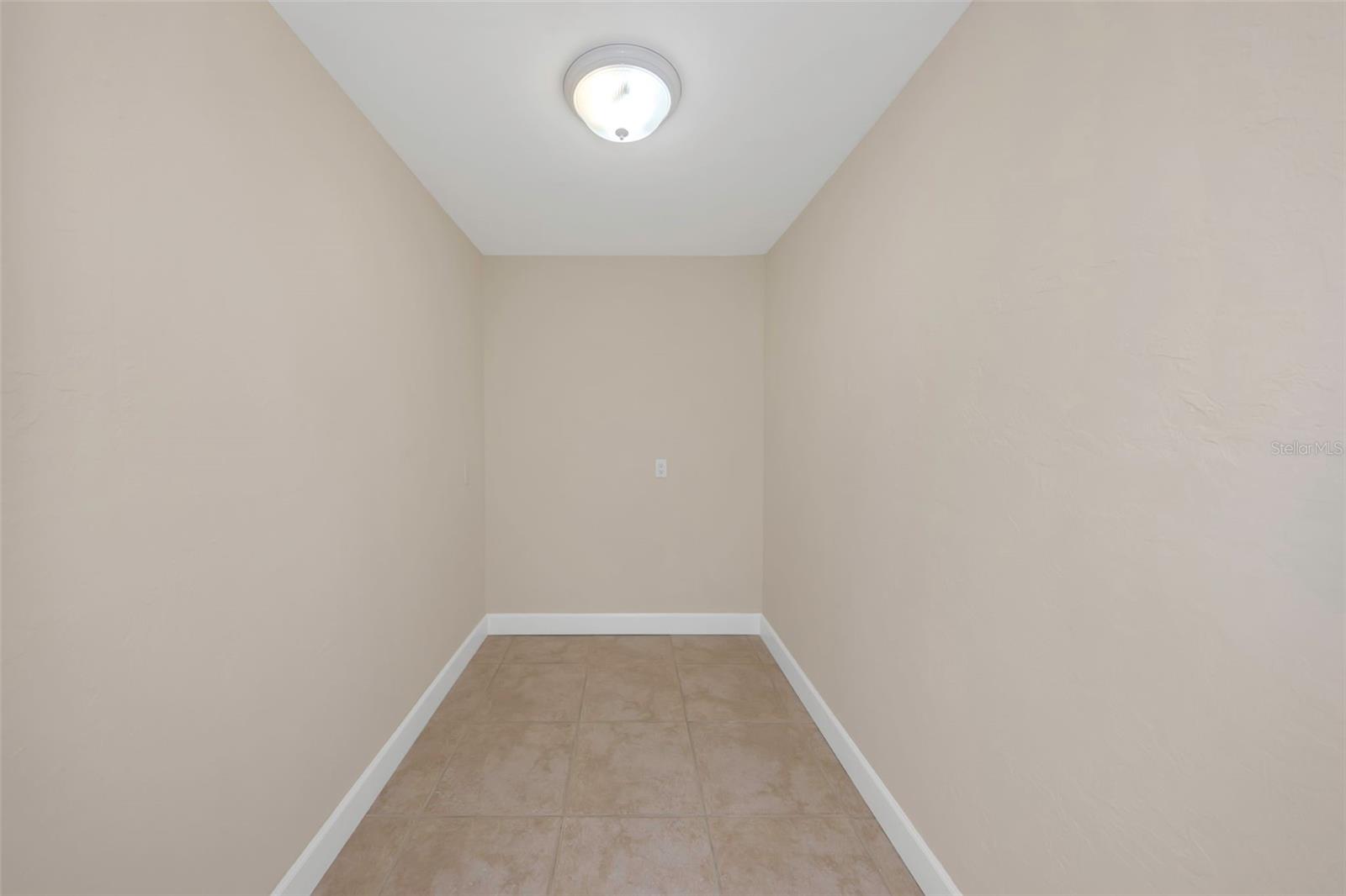 PASADENA SHORES - Residential