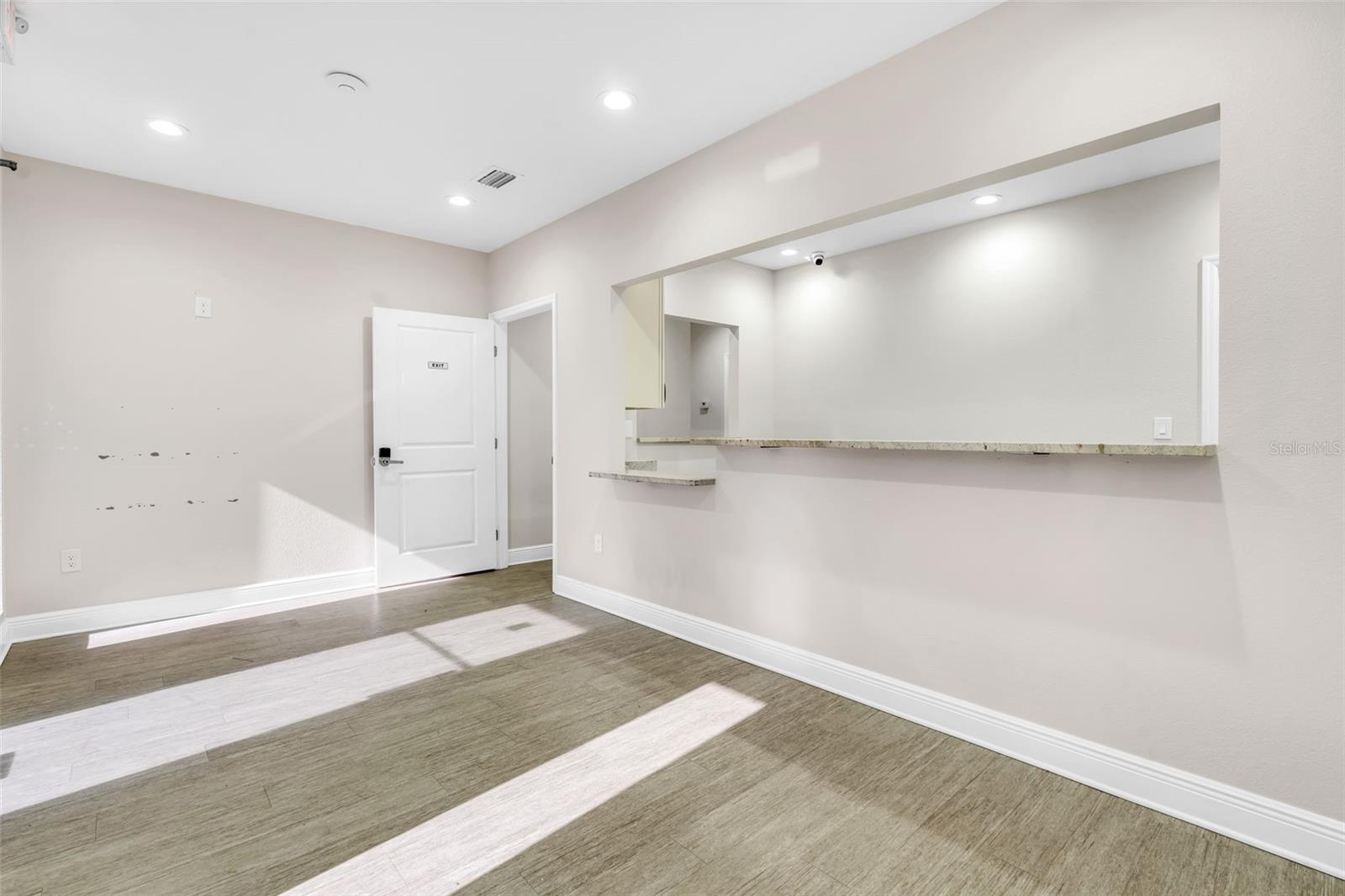 PRINCESS PARK 1 - Commercial Sale