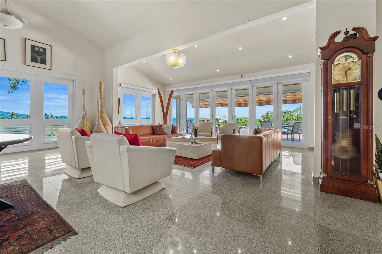 LOT 11 - Residential