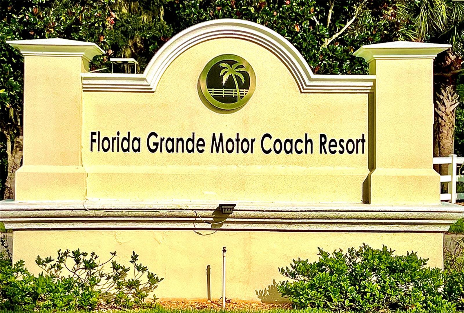FLORIDA GRANDE MOTOR COACH RESIDENCE - Land