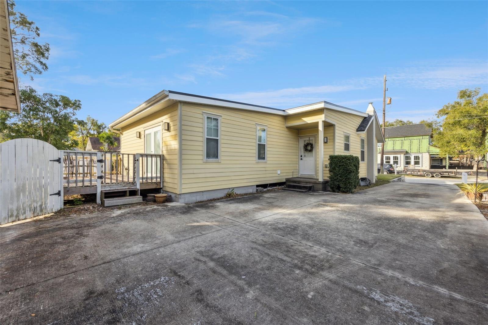 COLONIALTOWN NORTH - Residential