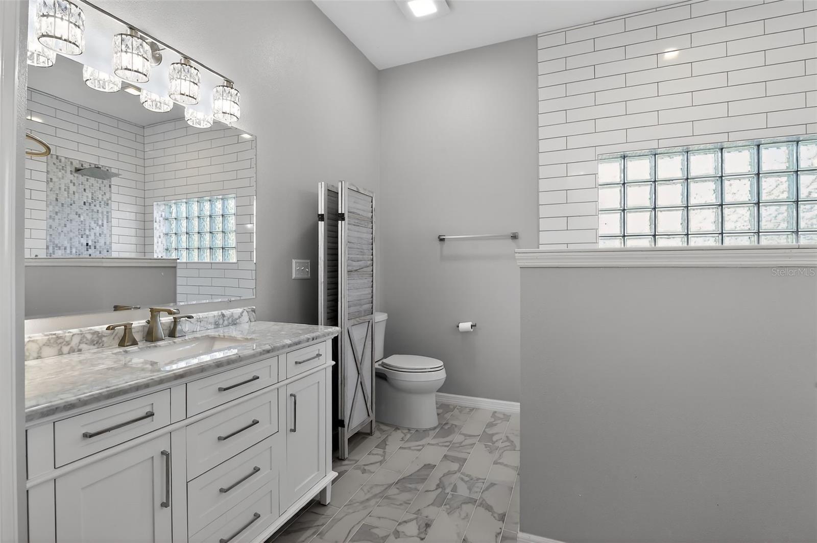 PICKETT DOWNS UNIT 4 - Residential