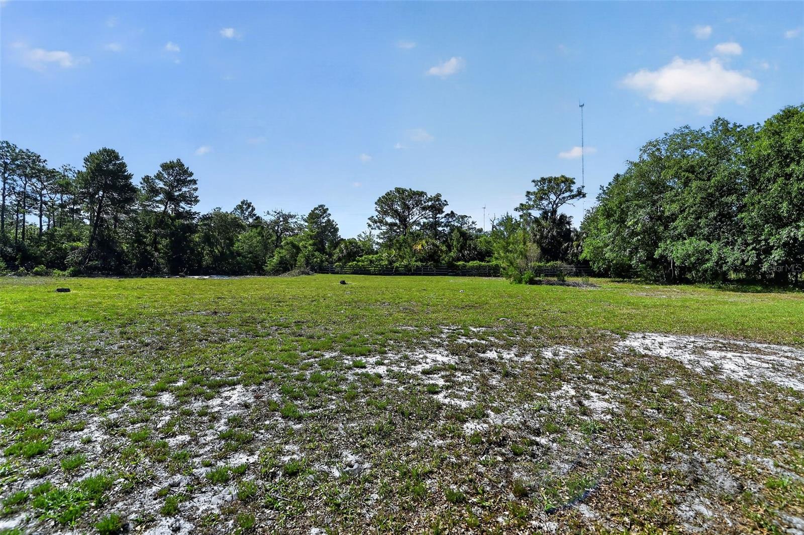 PICKETT DOWNS UNIT 4 - Residential