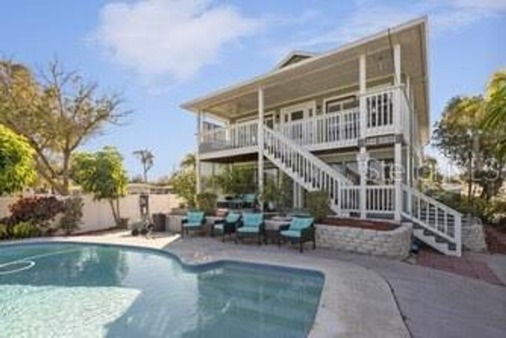 Photo of 10574 98th Terrace, Seminole, FL 33772 (MLS # TB8478781)