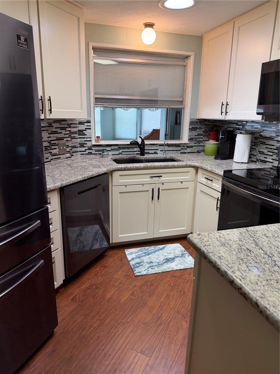 3533 BLOSSOM CIRCLE 1493