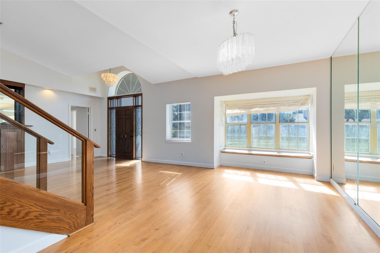 1205 MAYFIELD AVENUE