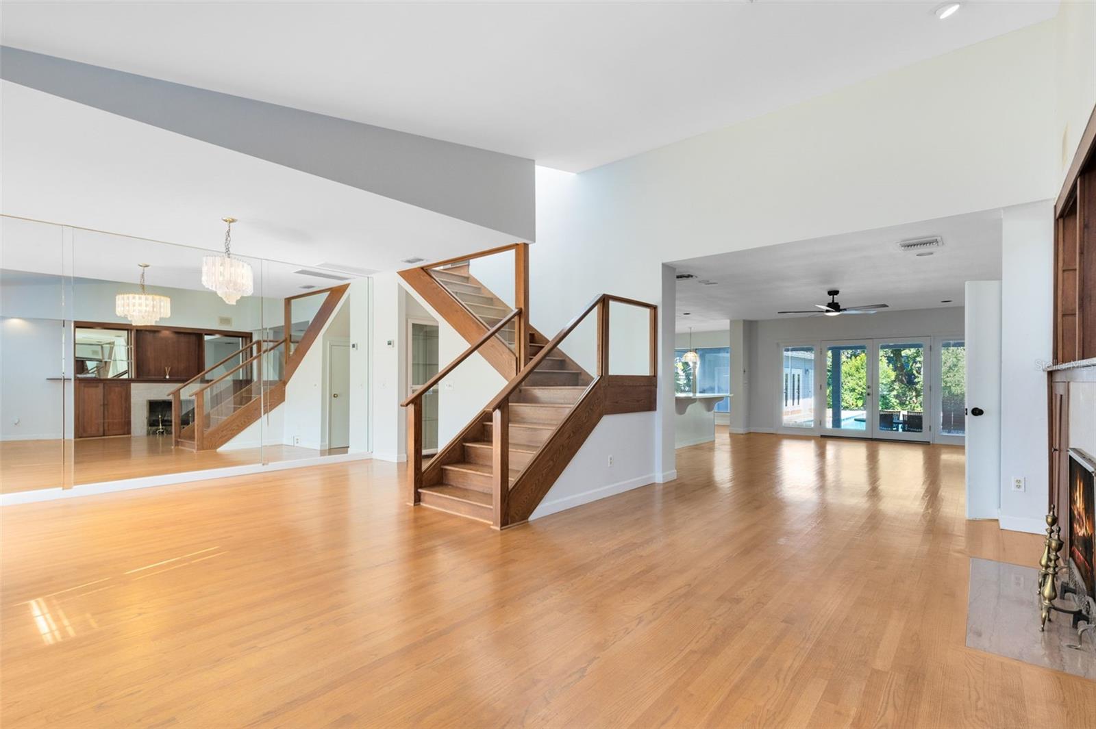 1205 MAYFIELD AVENUE