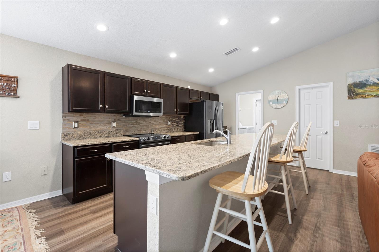 VINEYARD RESERVE - Residential