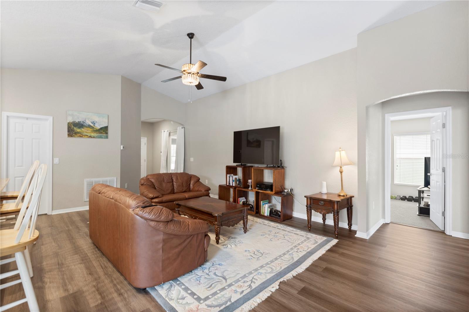 VINEYARD RESERVE - Residential