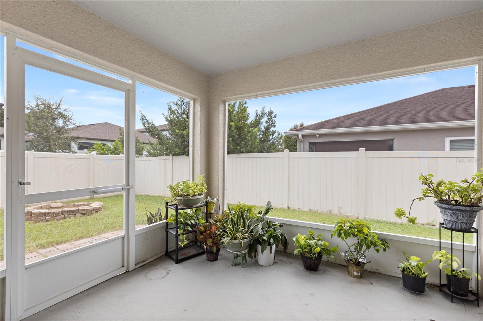 VINEYARD RESERVE - Residential