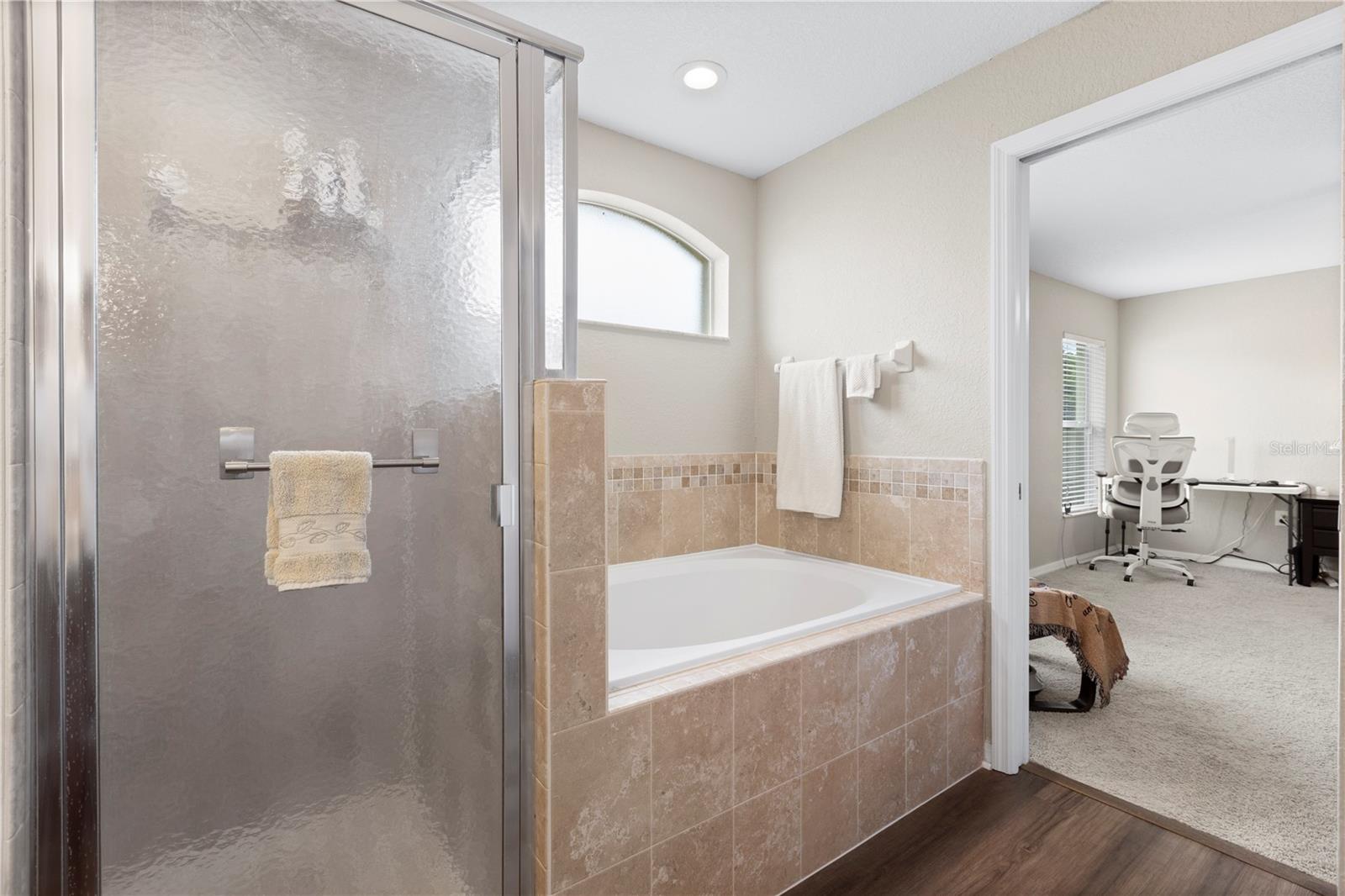 VINEYARD RESERVE - Residential