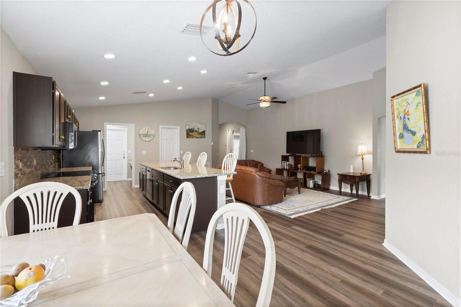 VINEYARD RESERVE - Residential