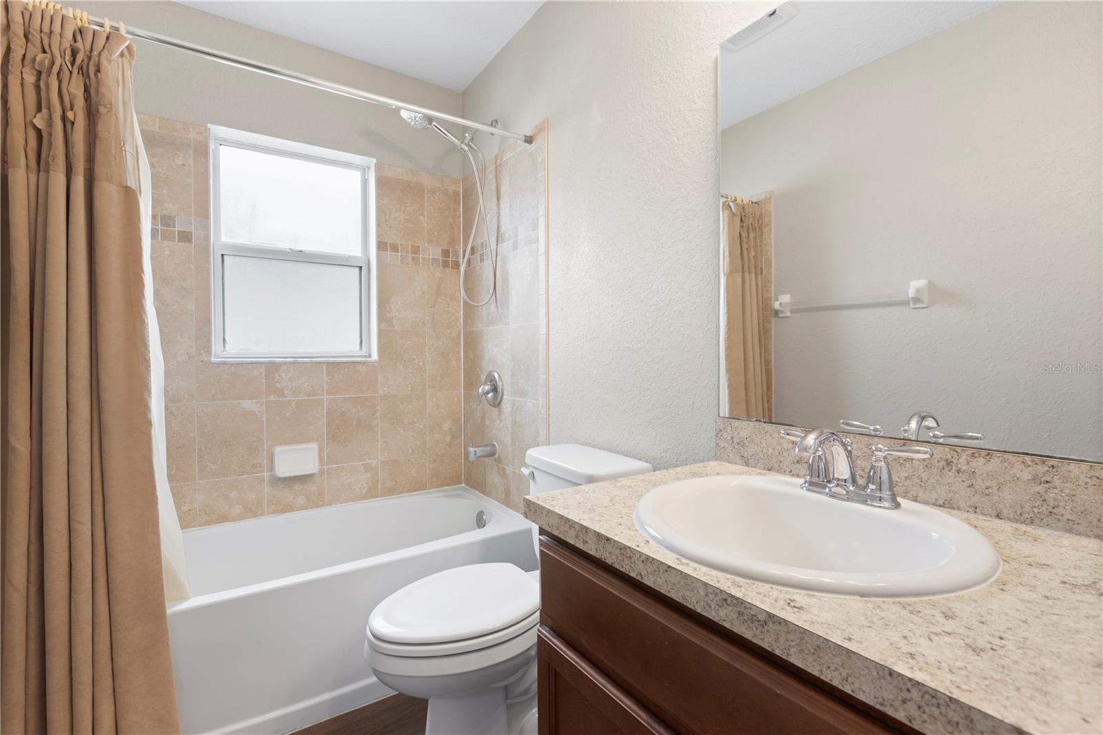 VINEYARD RESERVE - Residential