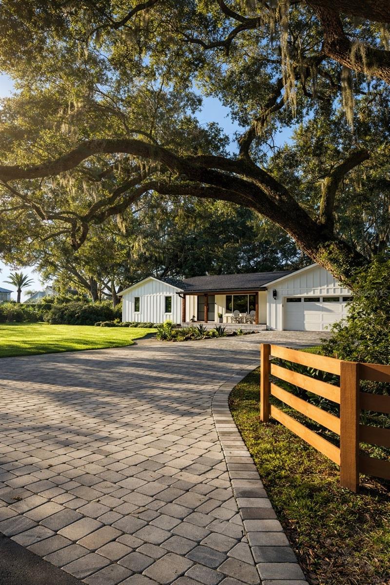 LAKE HART ESTATE - Residential