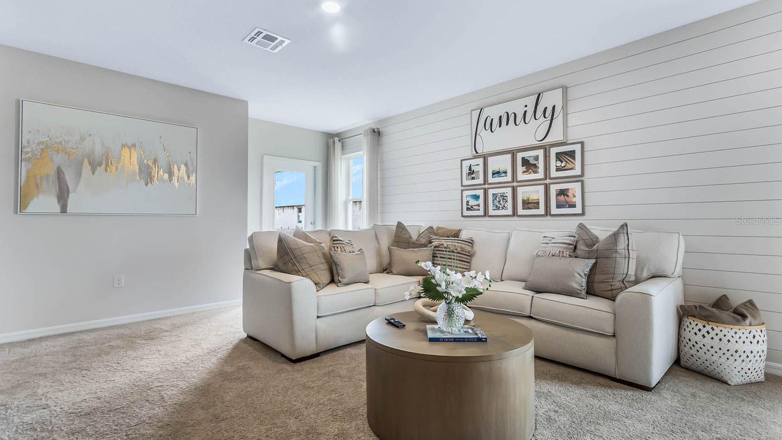 LAKE DEER ESTATES PB 199 PG 19-27 LOT 75 - Residential