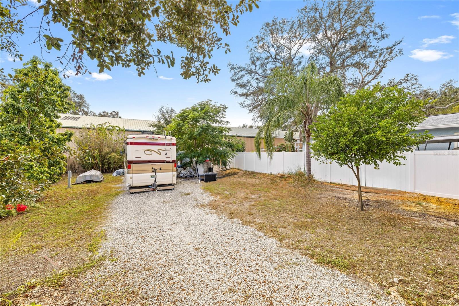 1020 W RAMBLA STREET