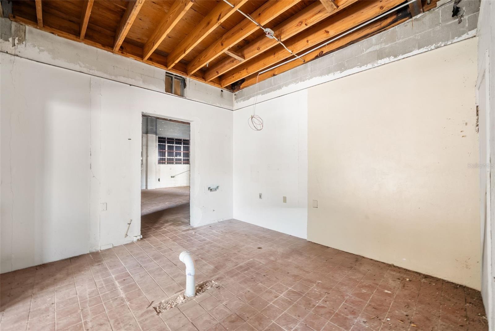 J.B.BAILEY ESTATE - Commercial Sale