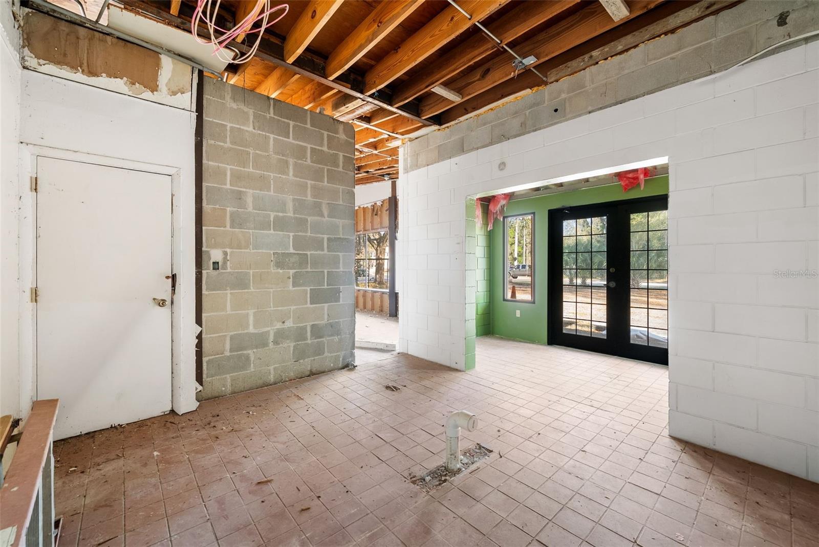 J.B.BAILEY ESTATE - Commercial Sale