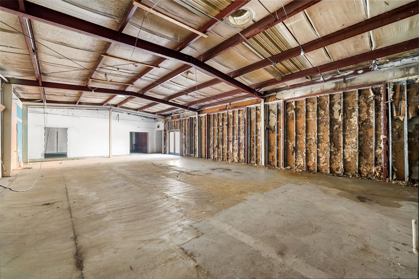 J.B.BAILEY ESTATE - Commercial Sale