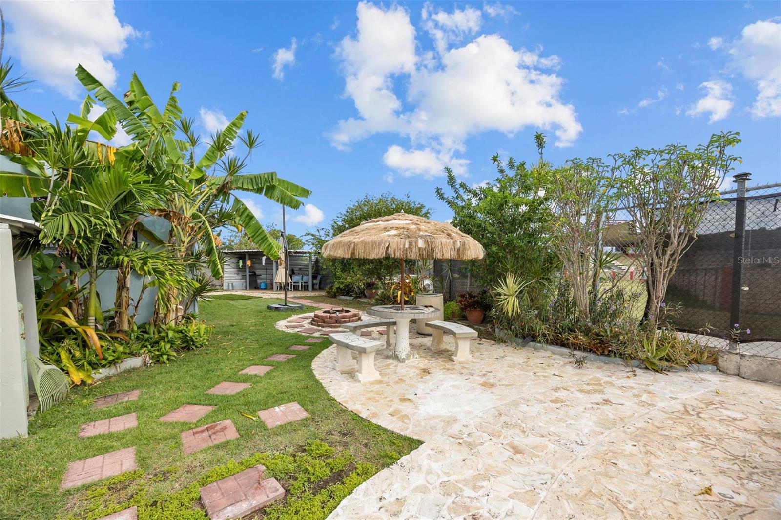 BARRIO CALVACHE - Residential