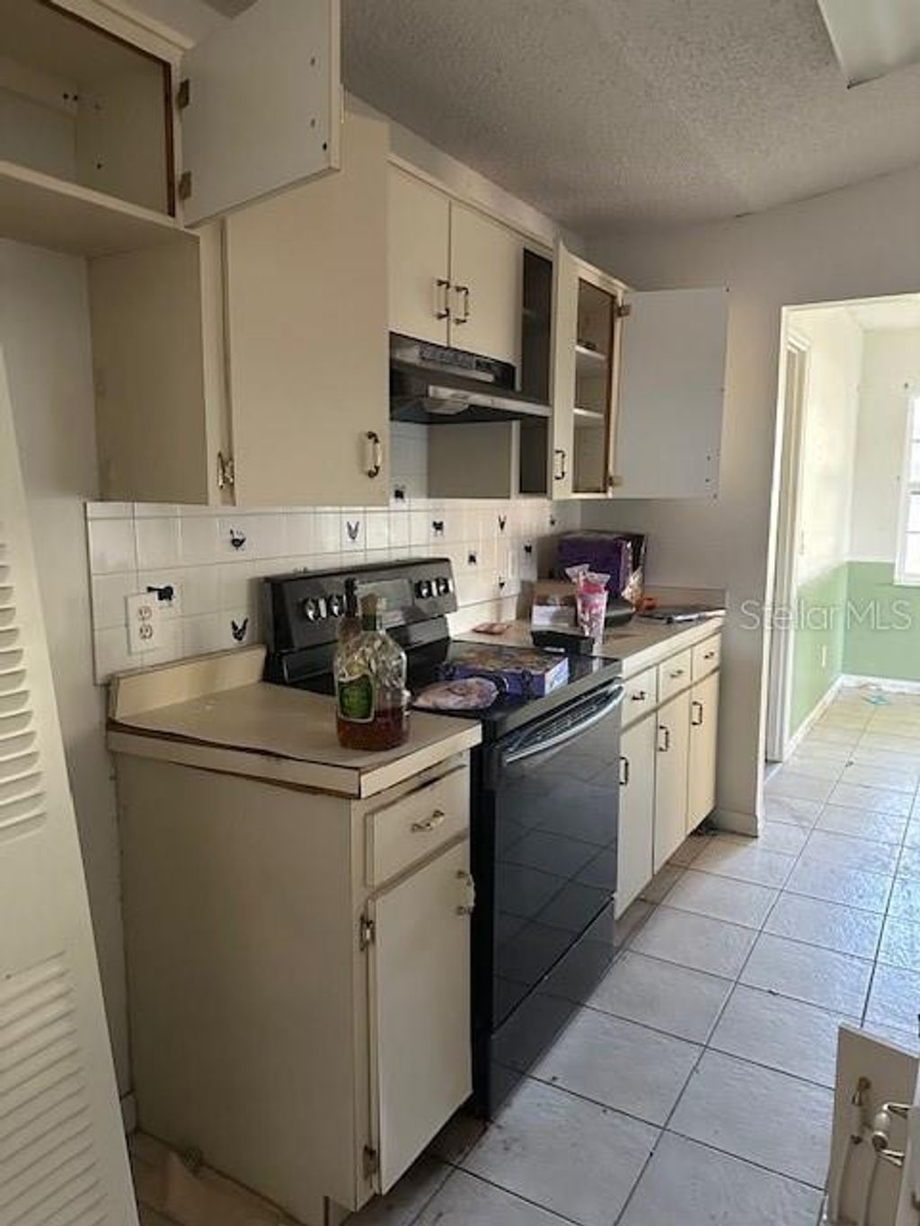 Photo of 1240 Windway Circle, Kissimmee, FL 34744 (MLS # O6363276)