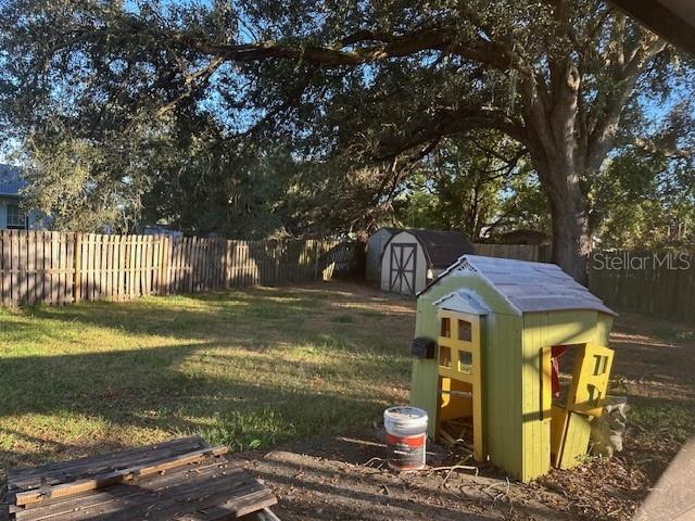 WINDSONG - Residential