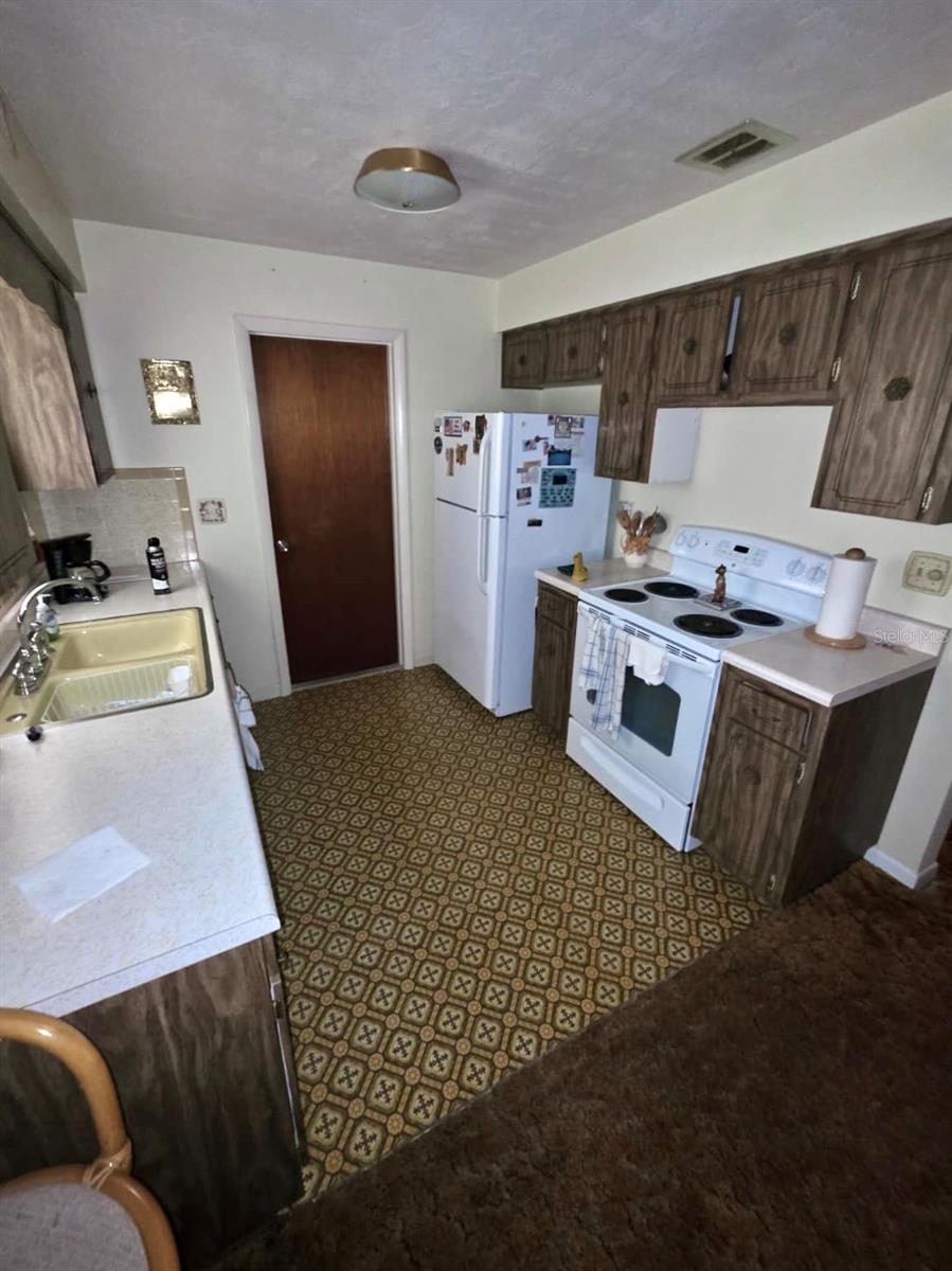 BEVERLY HILLS UNIT 5 - Residential