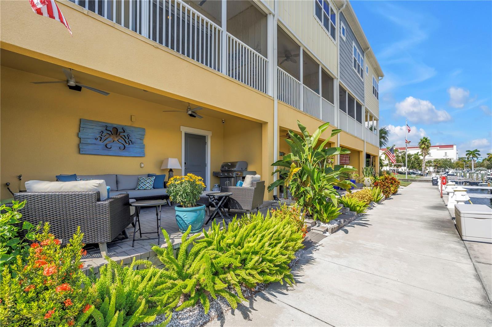 THE COVE AT LOGGERHEAD MARINA - Residential