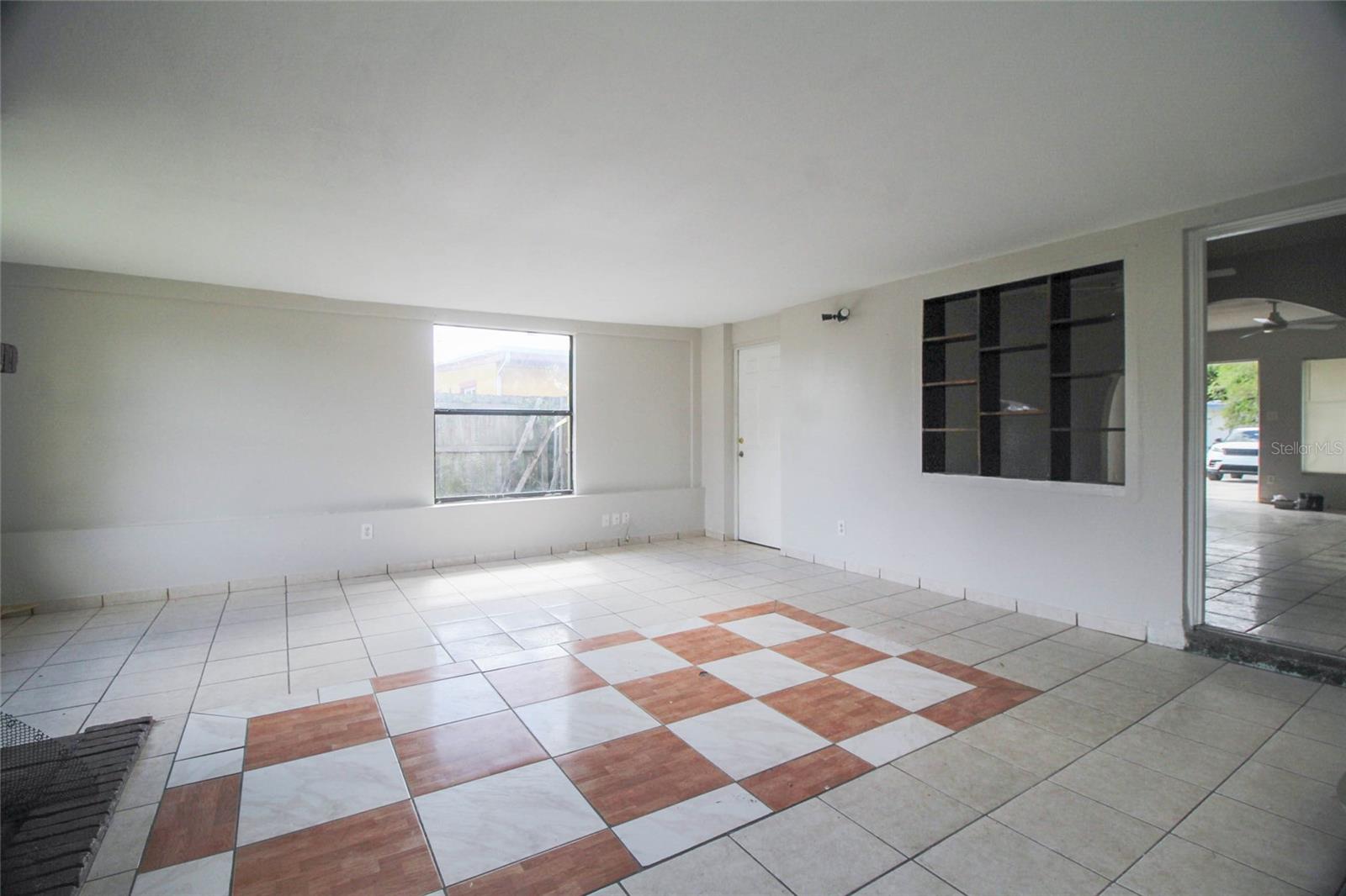 AZALEA PARK SEC 07 - Residential Lease