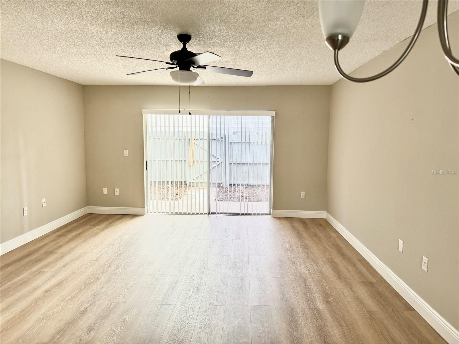 6054 AMBERLY COURT T21