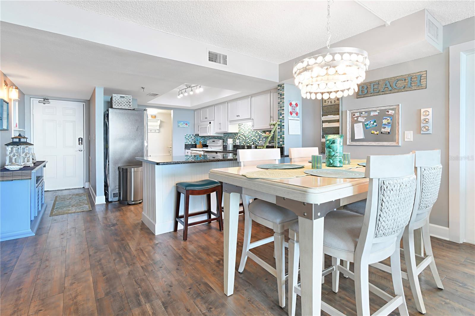 MADEIRA TOWERS CONDO - Residential