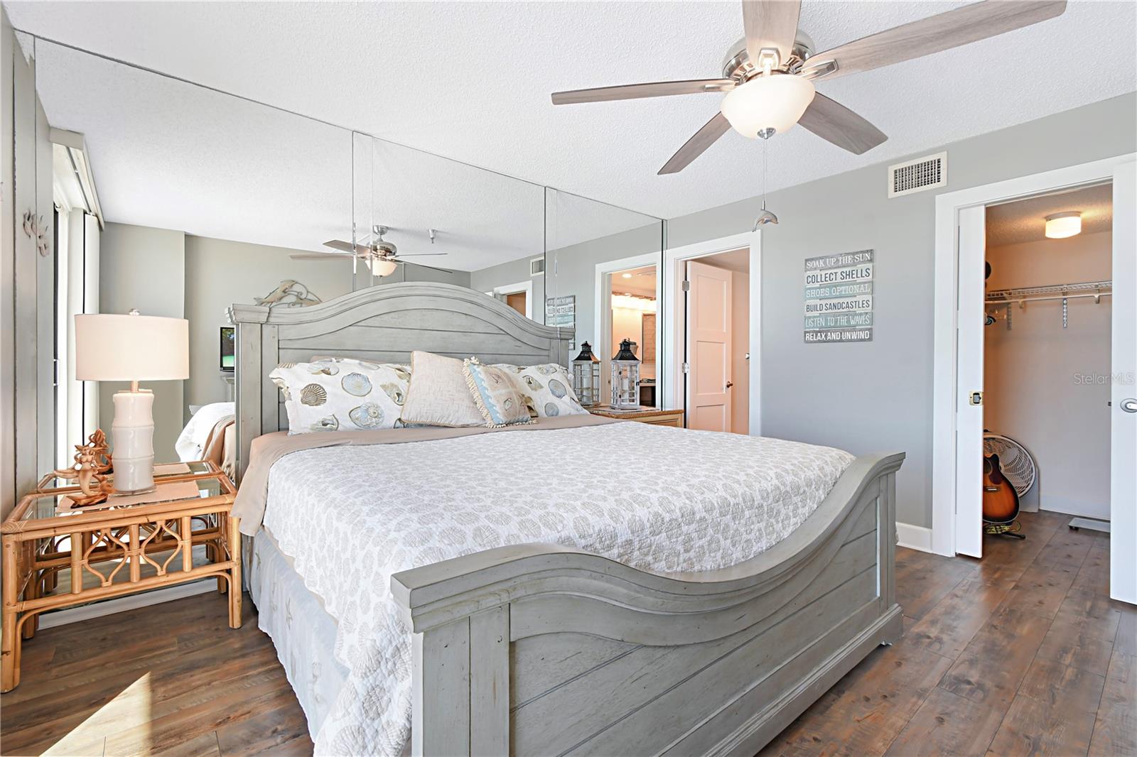 MADEIRA TOWERS CONDO - Residential