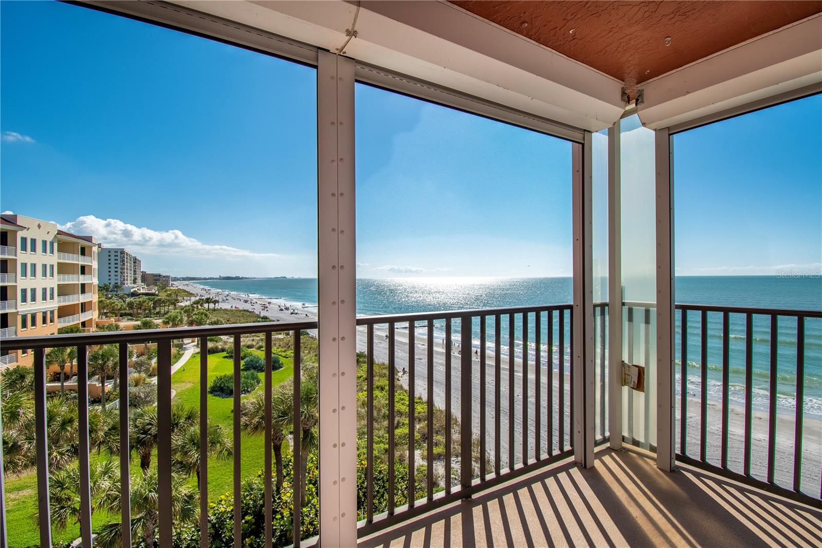 MADEIRA TOWERS CONDO - Residential