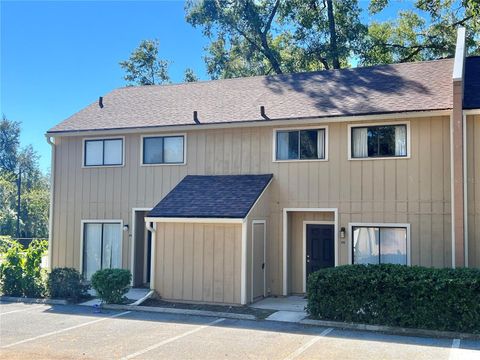 Photo of 507 NW 39th Road #312, Gainesville, FL 32607 (MLS # GC532095)